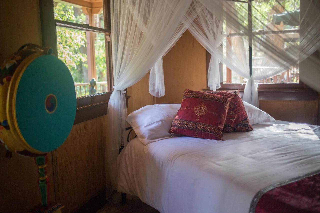 Quiet Mind Lodge, Spa & Retreat Sequoias Kernville Exterior foto