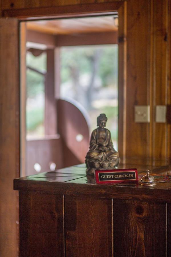Quiet Mind Lodge, Spa & Retreat Sequoias Kernville Exterior foto